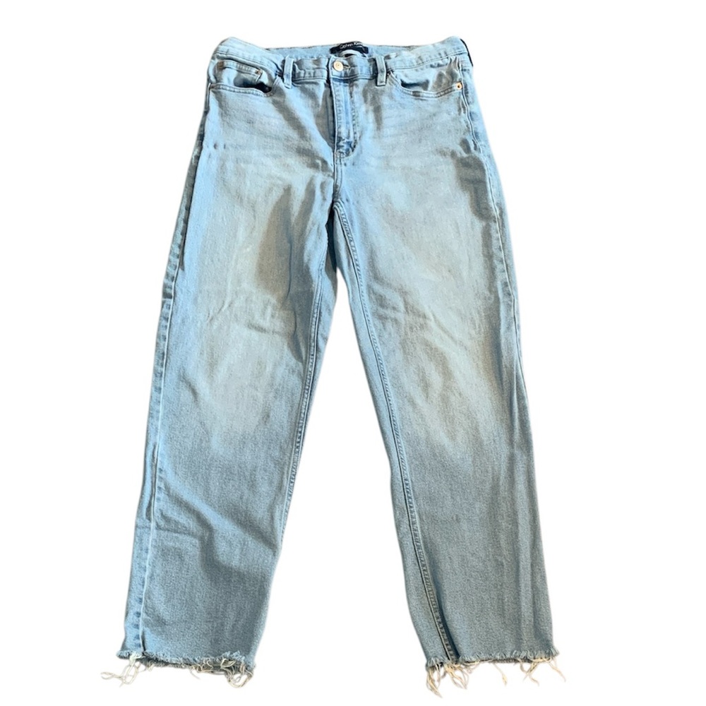 Calvin Klein Light Wash Distressed Hem Relaxed Fit Jeans Women’s Size 12